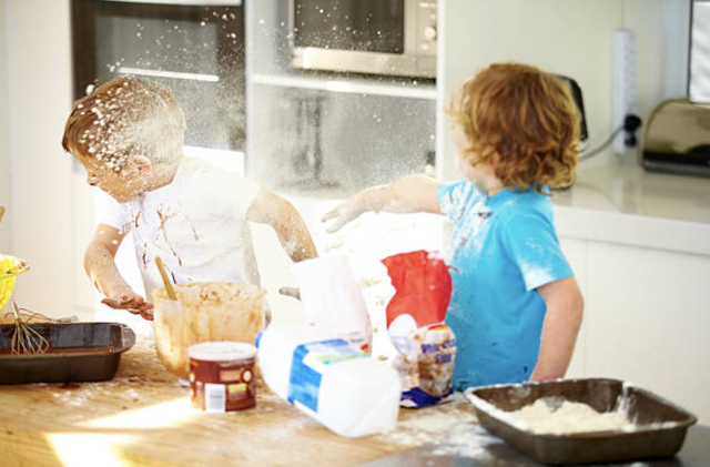 子育てを豊かにする教育のお話「話せば良いのか。離せば良いのか。」